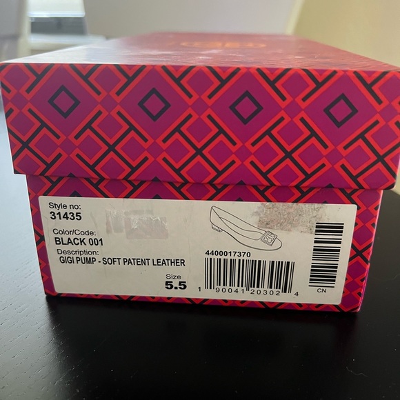 Tory Burch Black soft patent leather GiGi Pump size 5.5, with box - Picture 5 of 5